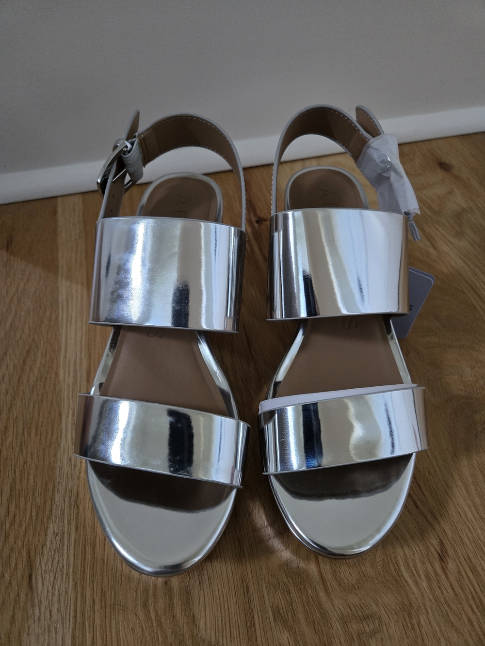 AEROSOLES Silver Metallic Platform Block Heel Sandals - Picture 2 of 5